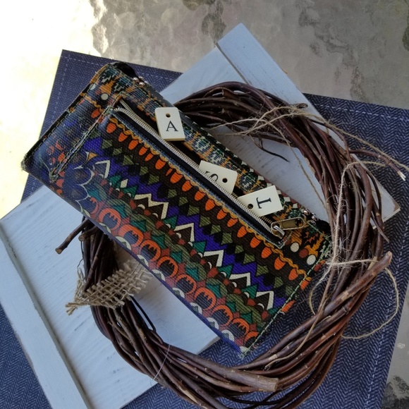 COPY - SaK Roots clutch trifold - Picture 5 of 8